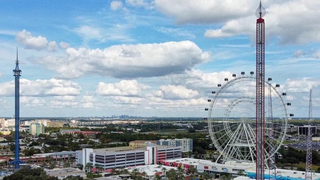 Theme park news: Orlando Slingshot suspended / Beast gets longer / Universal raises culinary pay