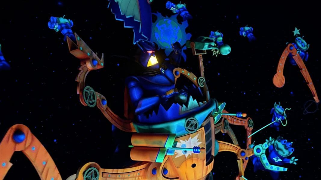 LAST LOOK: Buzz Lightyear’s Space Ranger Spin Closing for Major Overhaul