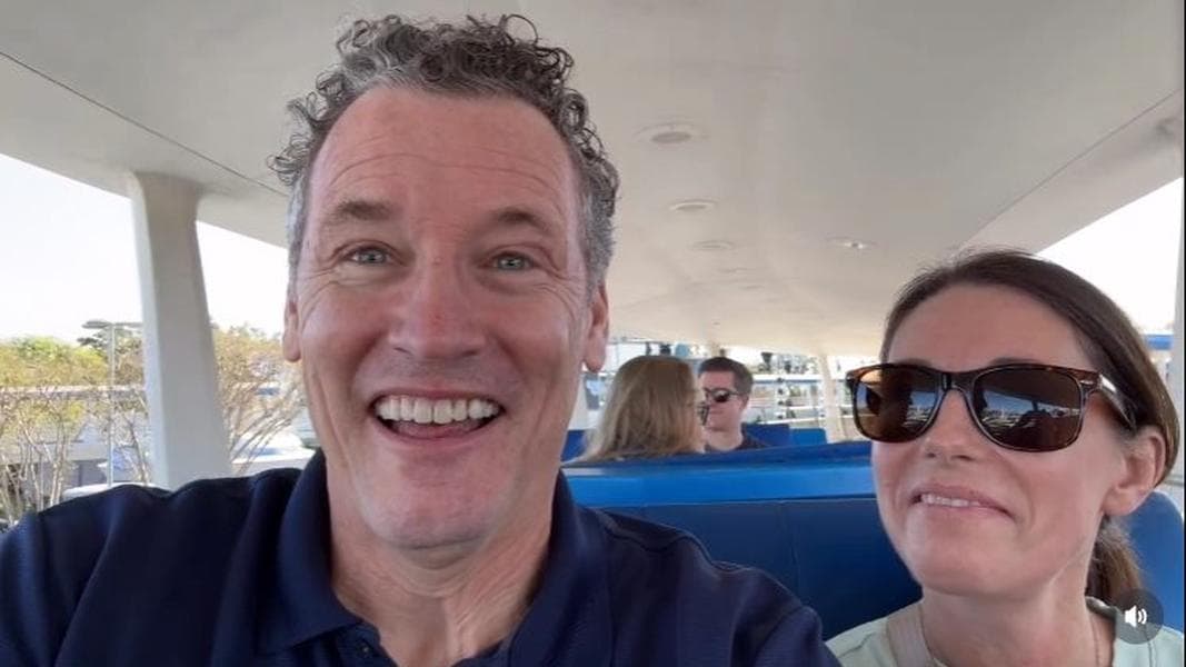 Scott Christopher, Voice of ORAC-5, Rides the PeopleMover at Disney World