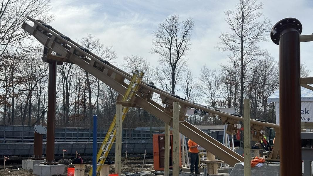 News roundup: Kings Island coaster construction / Catapult Falls POV / Soarin’ change