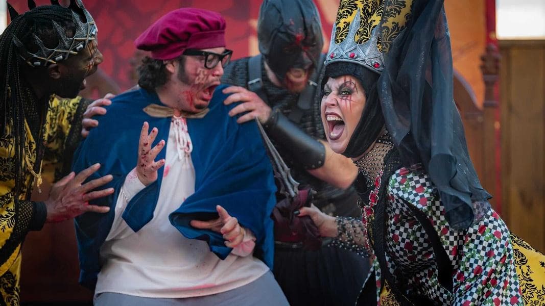 Halloween Horror Nights Survival Tips for Scaredy Cats