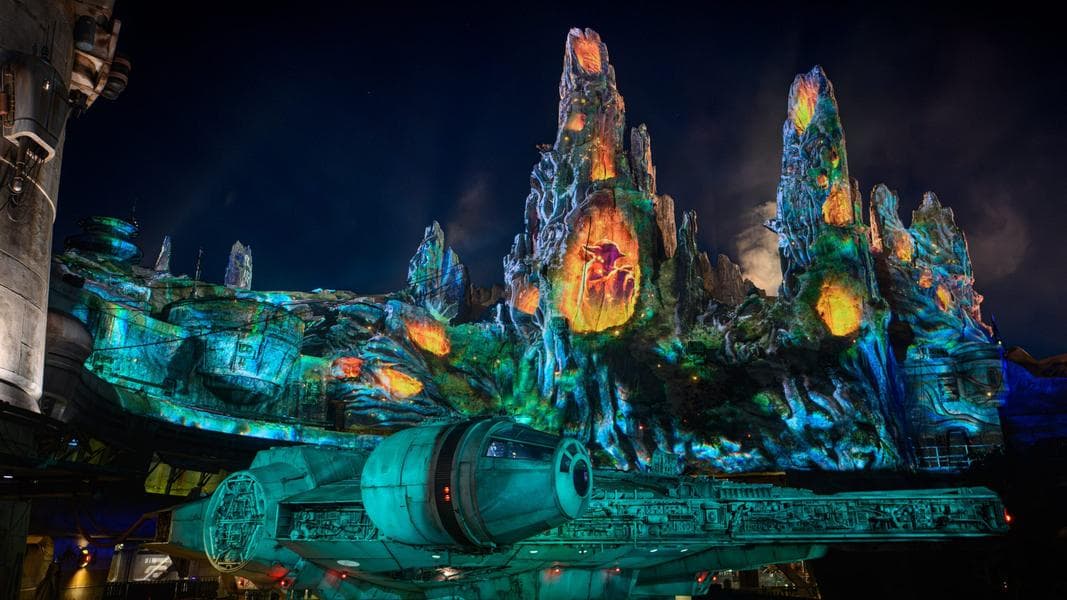 Permits Filed for New Projectors at Star Wars: Galaxy’s Edge at Disneyland