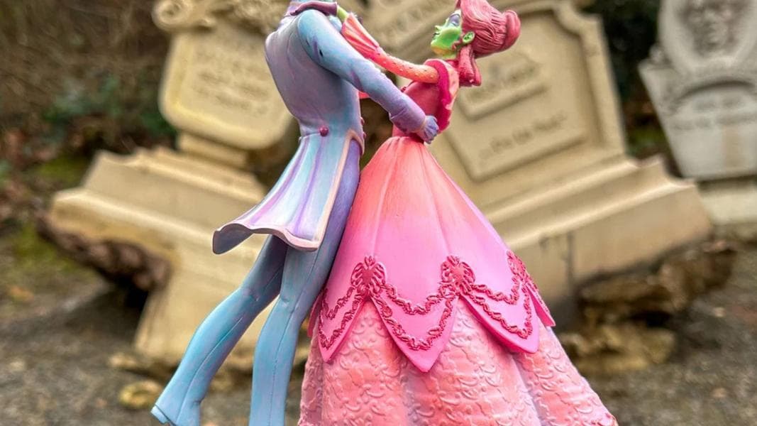 Phantom Manor Dancers Figure by Kevin and Jody Coming to Disneyland Paris