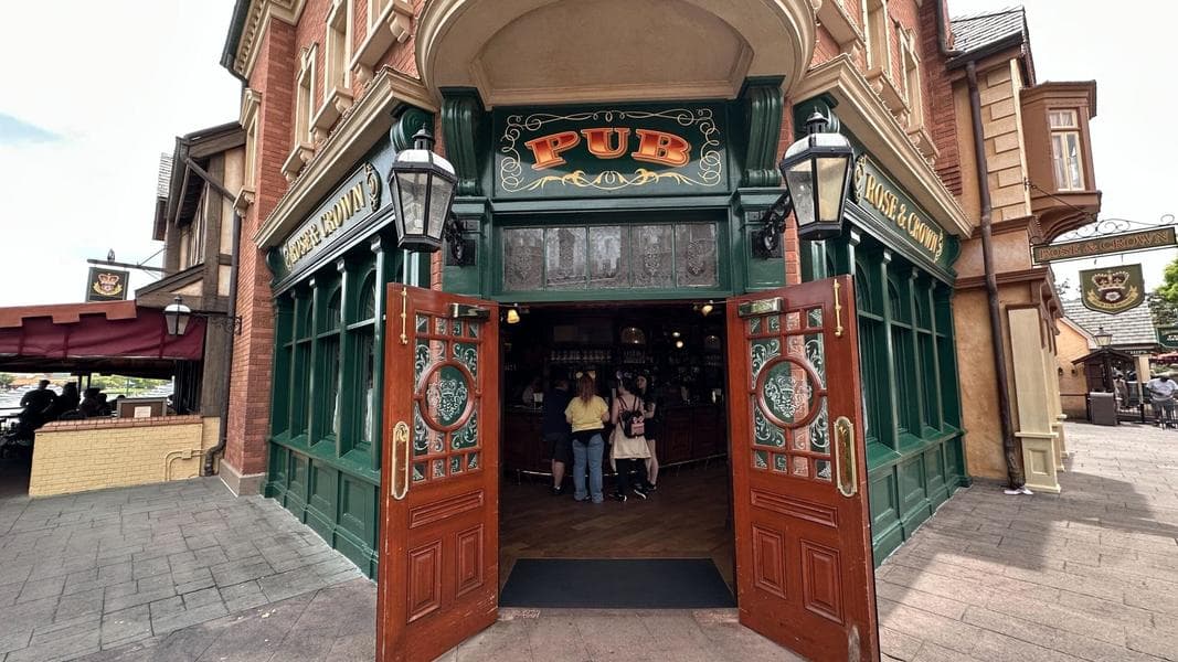 Rose & Crown Pub Unable to Serve Draft Beer and Cider For Over Two Months at EPCOT