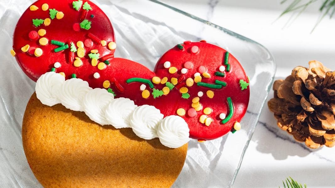 Full List of 2025 Holiday Food & Beverages Coming to Disney Springs