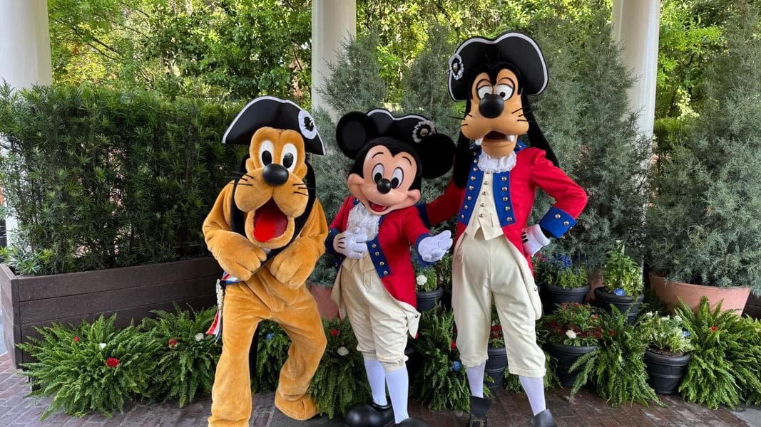 PHOTOS: Mickey & Friends Meet in Spirit of ’76 Costumes for 4th of July 2025