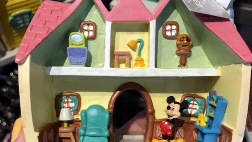 Adorable New Disneyland and Toontown Building Christmas Ornaments Spotted in Disney World!