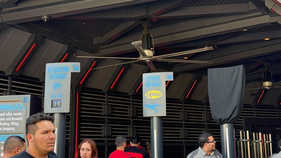 Jurassic World VelociCoaster Closes Single Rider Line, “Probably” Won’t Come Back