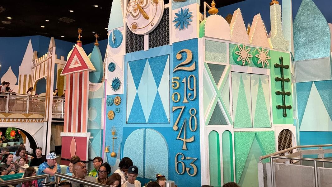 UPDATE: ‘it’s a small world’ Clock Tower Facade Repaired at Magic Kingdom