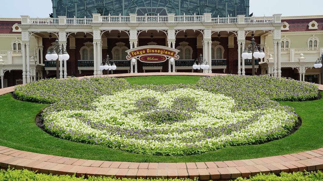 PHOTO REPORT: Tokyo Disneyland 7/15/21 (Several Attraction Closures, Sudden Rainstorms, No Vacation Jamboree, & More!)