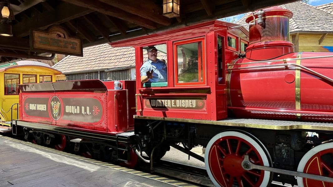 Disney Files Permit for Construction at Frontierland Railroad Station in Magic Kingdom