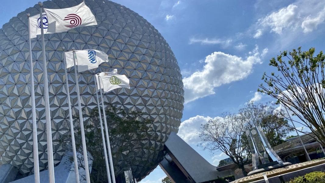 PHOTO REPORT: EPCOT 3/25/21 (Pavement Work Continues, Scaffolding Added To Innoventions East Breezeway, New Youth “Frozen” Dress Set, and More)