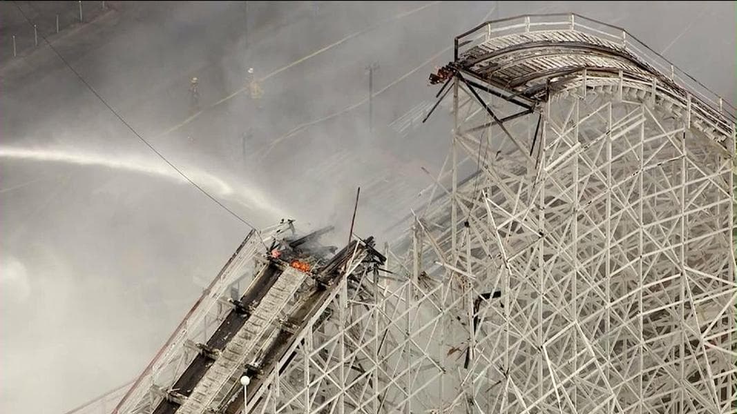 Portion of Six Flags Magic Mountain’s Colossus Catches Fire, Collapses