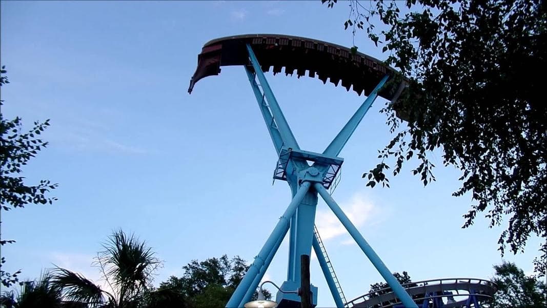 Carowinds Announces “Final Call” for Three Attractions, Begins Work For 2023