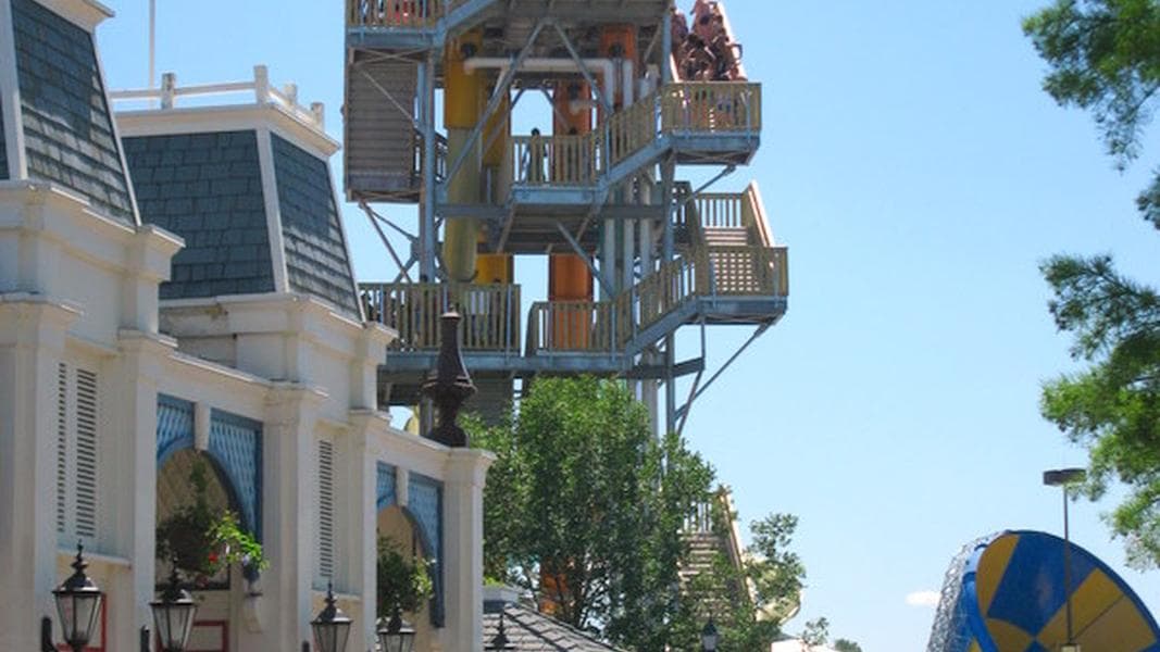 Six Flags Great America 2011 Update