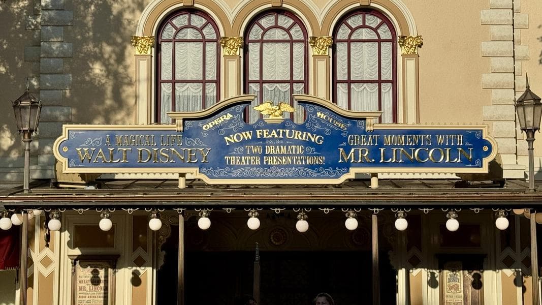 BREAKING: Walt Disney – A Magical Life Using Standby Line, Virtual Queue Only Used As Needed