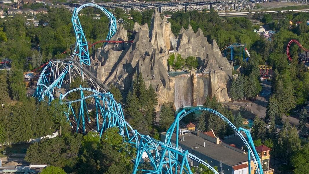 AlpenFury launch coaster debuts at Canada’s Wonderland | POV video