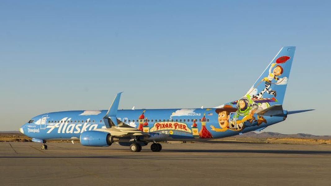 Alaska Airlines Debuts Special-Edition Pixar Pier Themed “Friendship and Beyond at Disneyland Resort” Plane