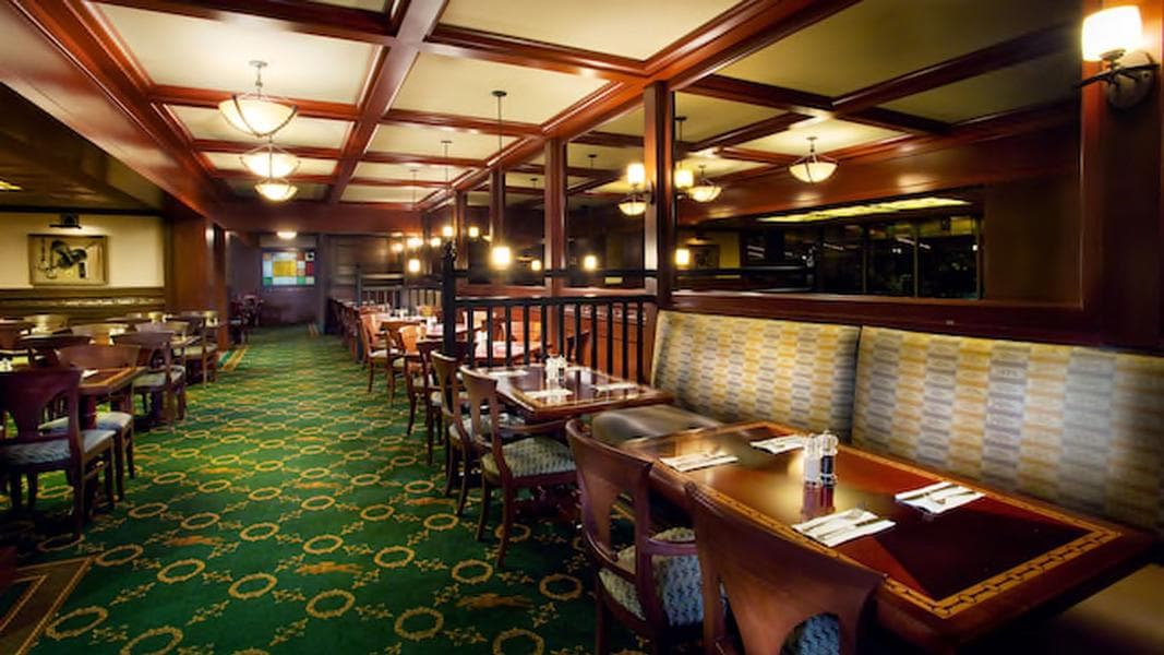 The Turf Club Lounge Now Reopened with Limited Food Menu at Disney’s Saratoga Springs Resort & Spa
