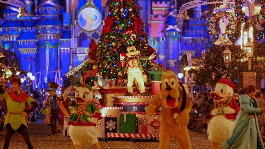 Dessert Parties and Dining Packages On Sale Now for Mickey’s Very Merry Christmas Party at Magic Kingdom