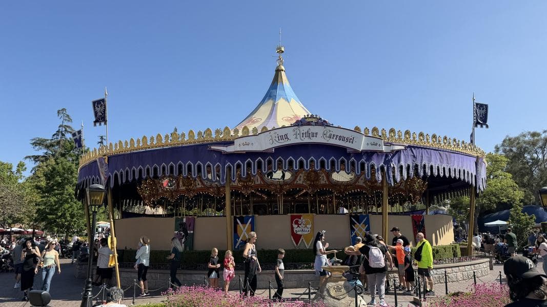 King Arthur Carrousel & Frontierland Shootin' Exposition at Disneyland Closed for Refurbishments