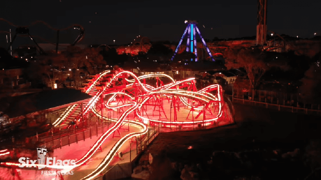 News roundup: Kid Flash coaster opening / Universal earnings / Penguin Trek teaser
