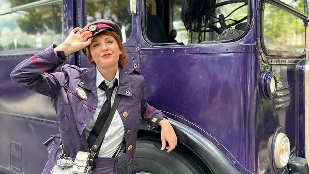 Knight Bus conductor performed by a woman for the first time at Universal Orlando