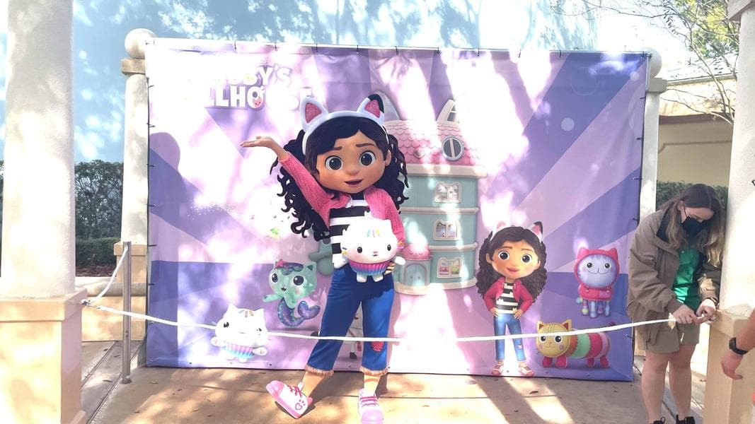 PHOTOS: Meet Gabby from ‘Gabby’s Dollhouse’ at Dreamworks Destination in Universal Studios Florida
