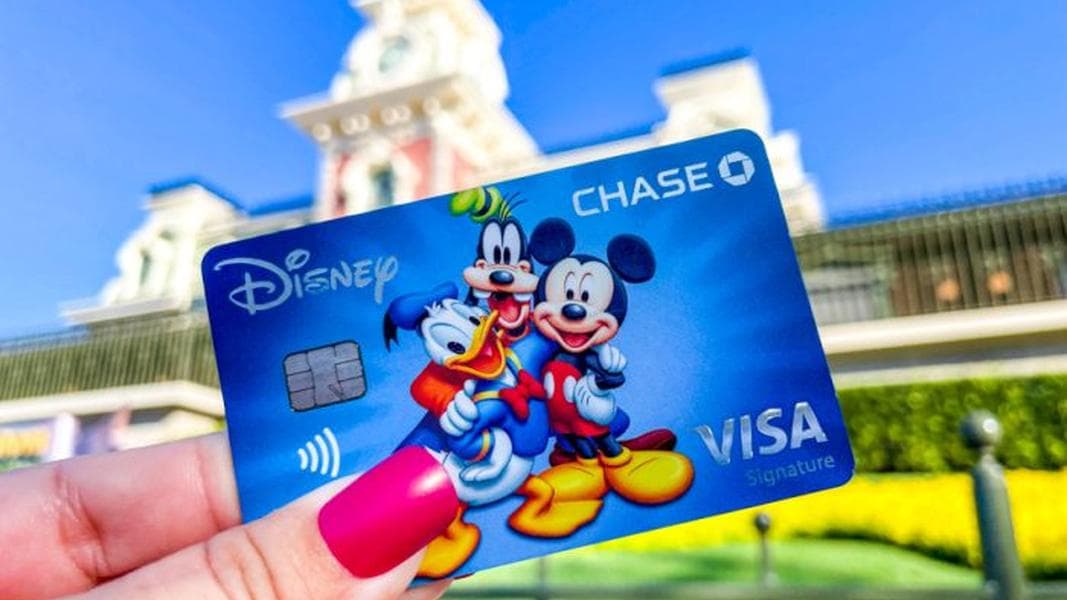 Why You Should Get a Disney Visa Card Before Your 2024 Disney World Trip