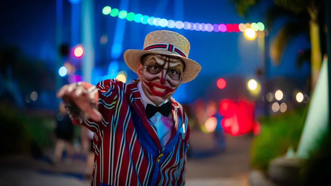 How to Get Discounted 2025 Howl-O-Scream Tickets for SeaWorld & Busch Gardens