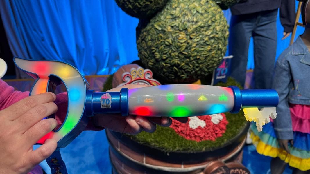 FIRST LOOK at Key to Disneyland Interactive Experience with Trading Pins for 70th Anniversary