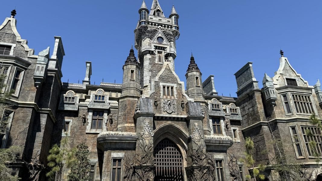 Epic Universe Unseats Rise of the Resistance for Best Dark Ride, Plus More Wins at 2025 Golden Ticket Awards