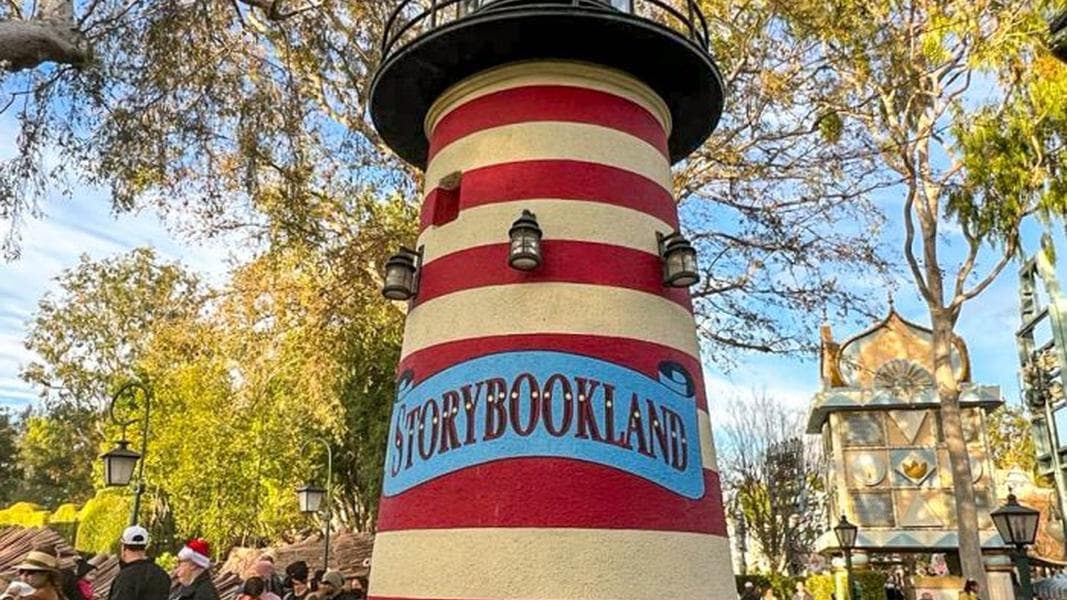 9 Rides Set to CLOSE During Disneyland’s Busy Halloween Season
