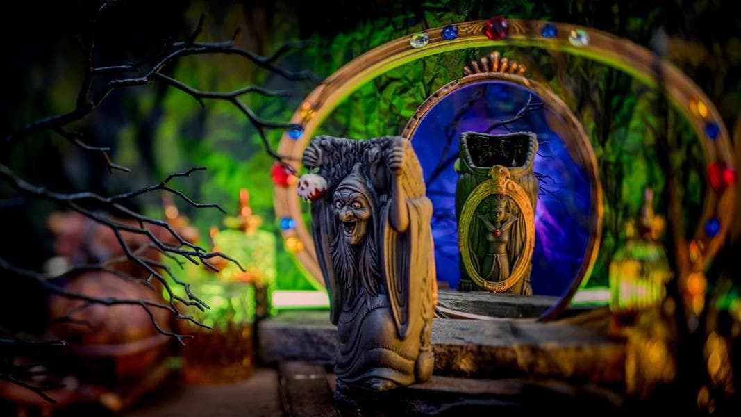 Trader Sam’s Mug Release: Evil Queen Mug Coming to Trader Sam’s at Disneyland Resort
