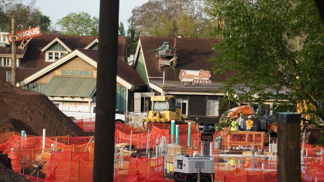Restaurantosaurus Trailer Marked for Demolition as Tropical Americas Site Sees Heavy Activity