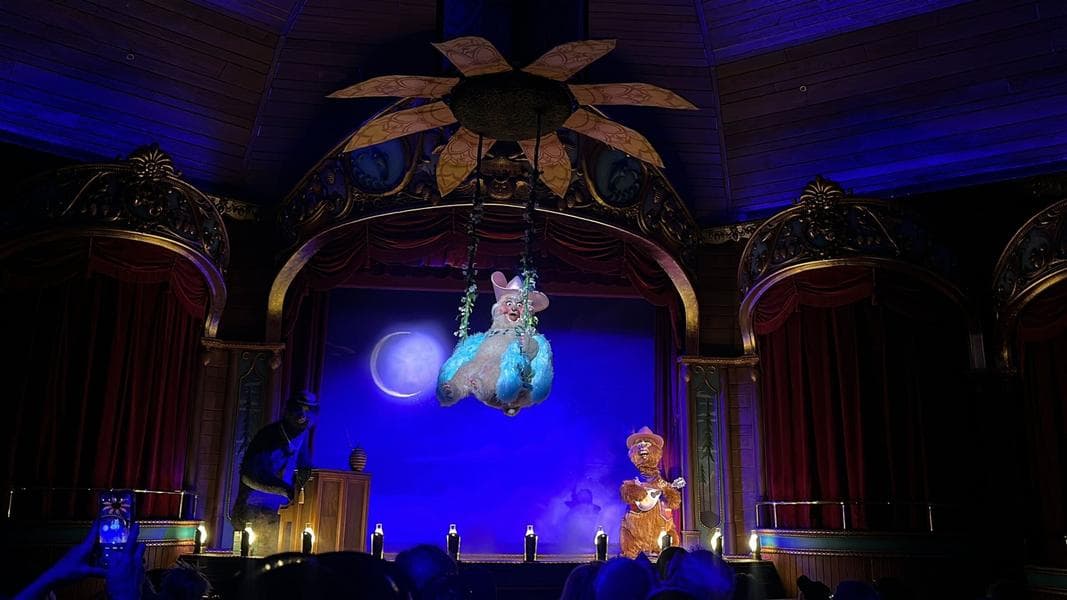 Teddi Barra Returns to Country Bear Musical Jamboree After Third Absence