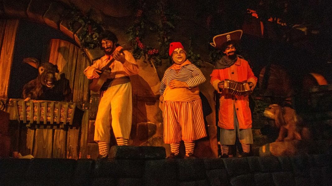 Pirates of the Caribbean and Blue Bayou Restaurant Closing for Refurbishment at Disneyland