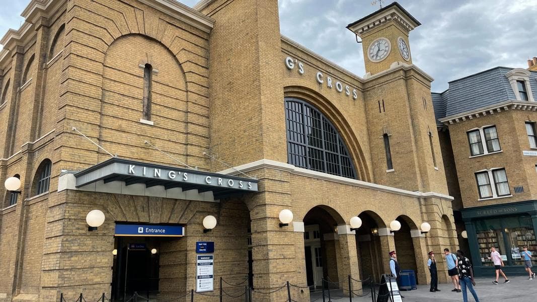 Hogwarts Express at Universal Orlando Resort Closing For Refurbishment in December 2023