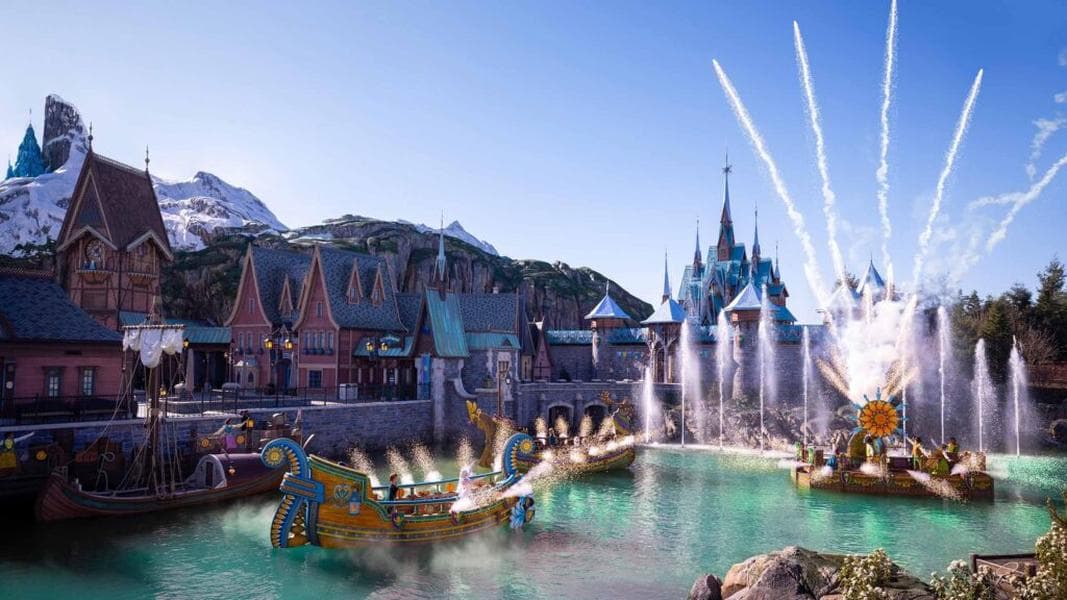 A Celebration in Arendelle: New viewing area for kids