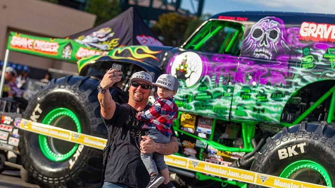 Monster Jam Thunder Alley Coming to Carowinds in 2020