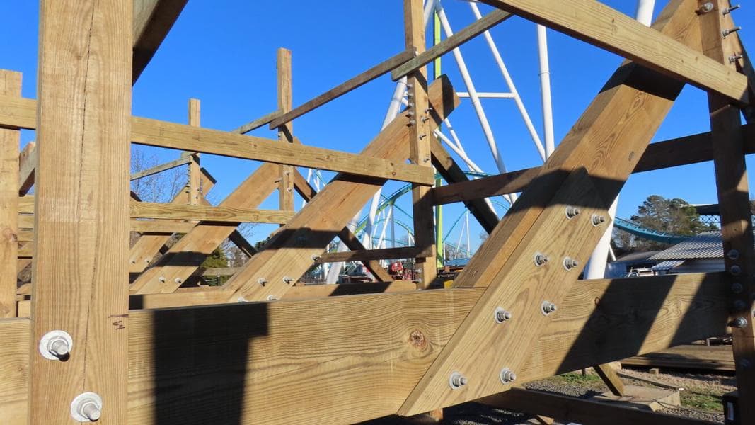 The Coaster101 Podcast: Carowinds’ Hurler is Getting RMC’d – No, Not That Way.