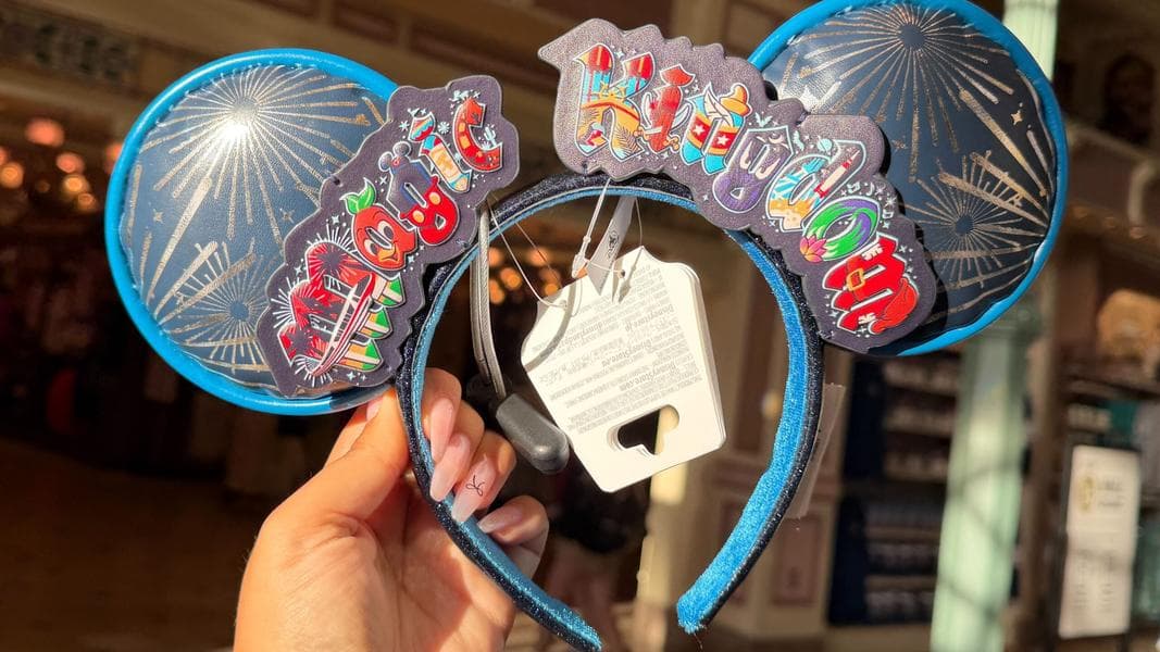 Magic Kingdom Logo Art Ears Arrive at Walt Disney World Resort