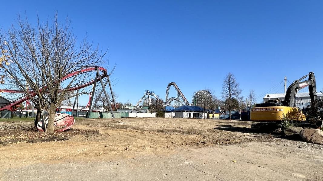 Six Flags Great America makes progress on 2024’s Sky Striker