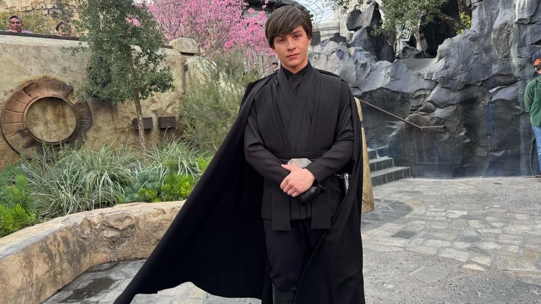 Darth Vader & Other Original Trilogy Characters Coming to Star Wars: Galaxy’s Edge at Disneyland