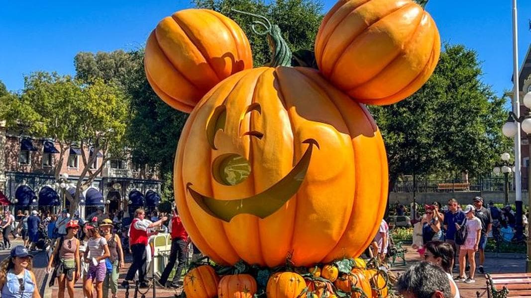 Over 150 NEW Halloween Treats Announced for Disneyland