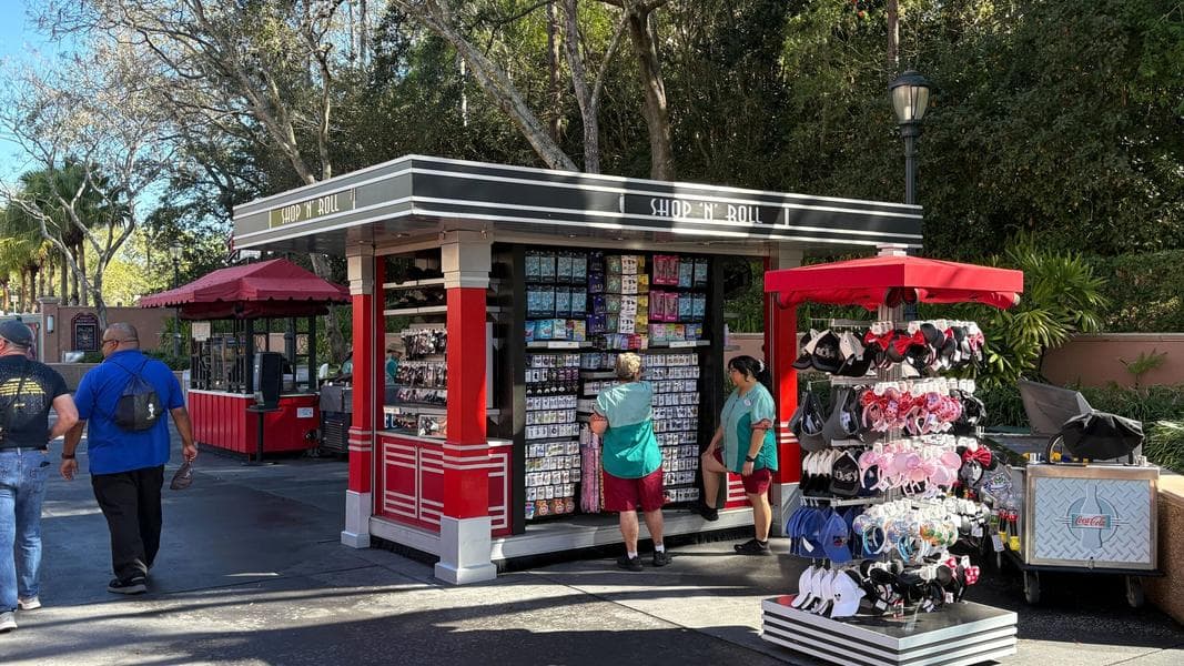 Imagineering Permit Filed for Rock ‘n’ Roller Coaster Merchandise Kiosk