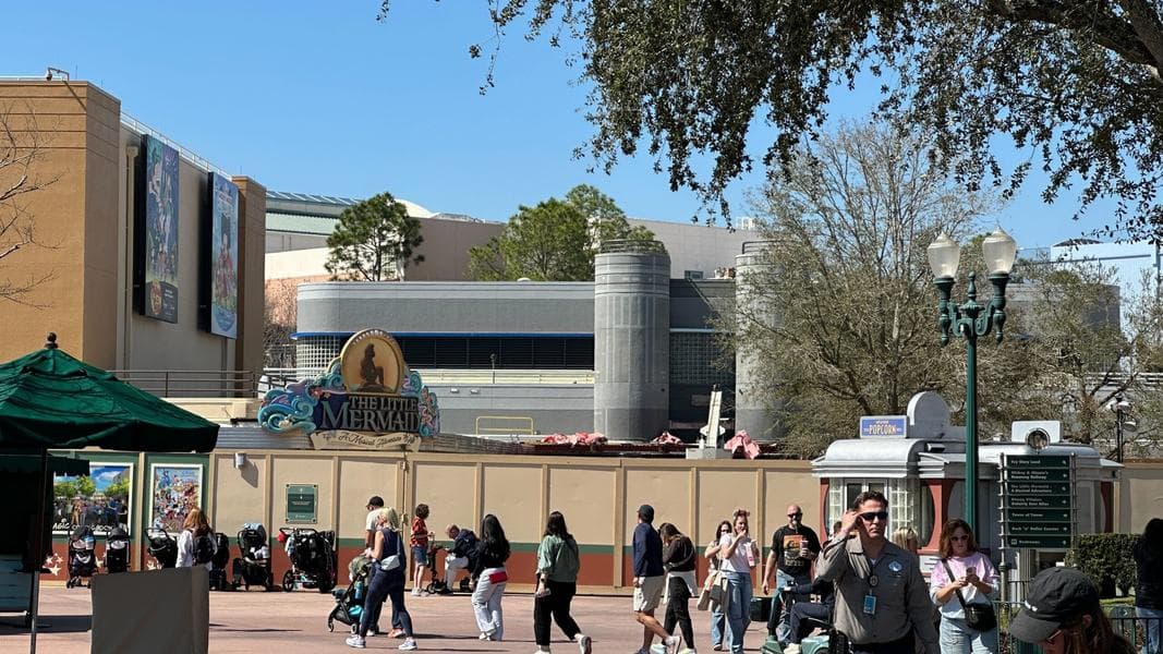 More of the Star Wars Launch Bay Façade Removed from Disney’s Hollywood Studios