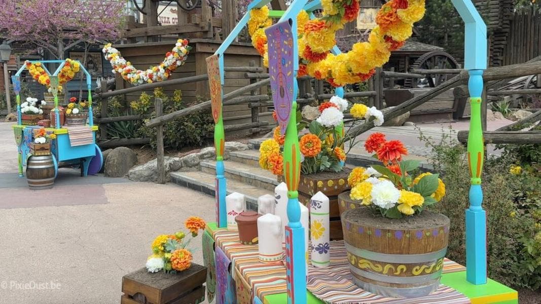 First Disney Music Festival 2025 decorations arrived in Disneyland Park