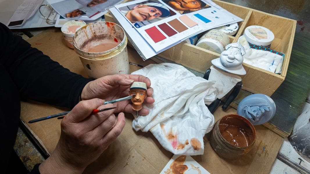 Disneyland Paris werkt aan nieuwe animated dolls voor de popcorn kraampjes