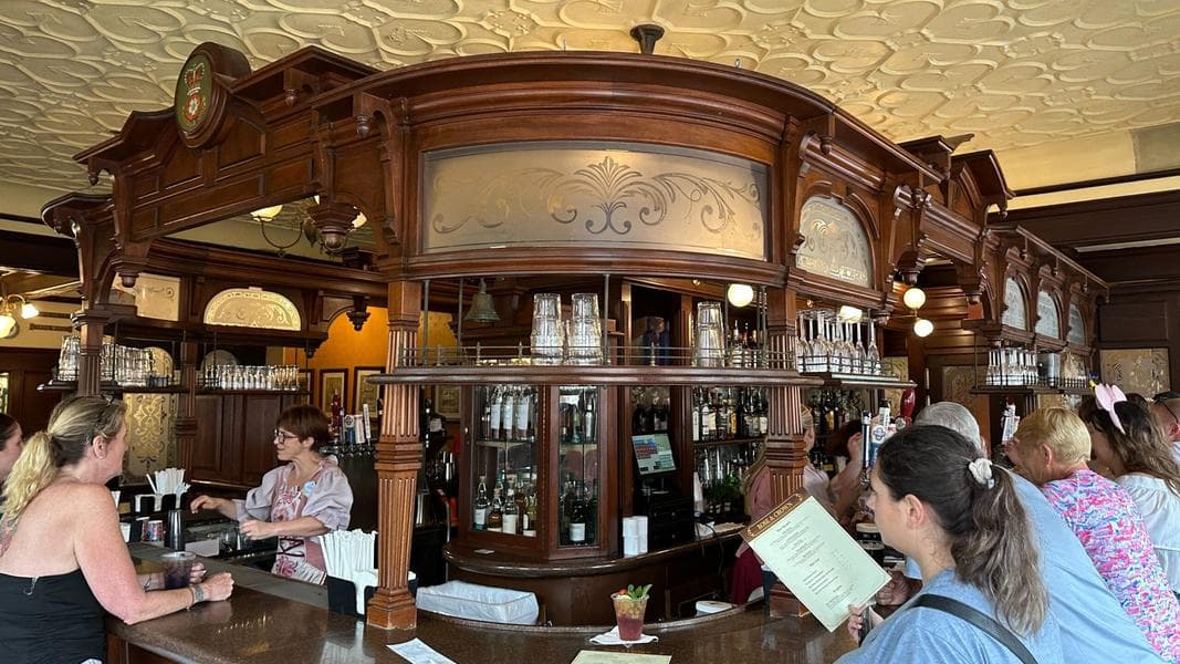 Draft Beer and Cider Returns to Rose & Crown Pub in EPCOT for First Time Since March